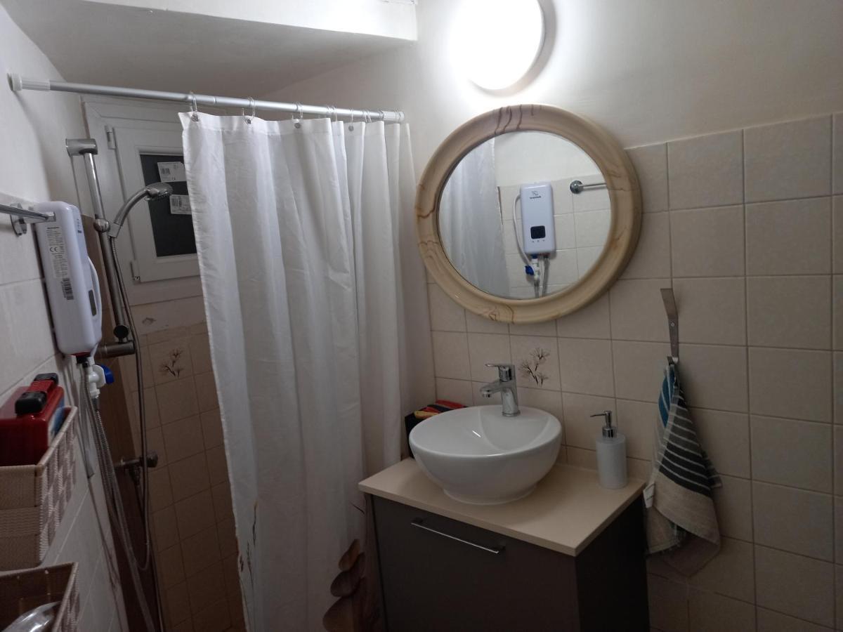 Artemis Boutique Apartment 2 Лімасол Екстер'єр фото