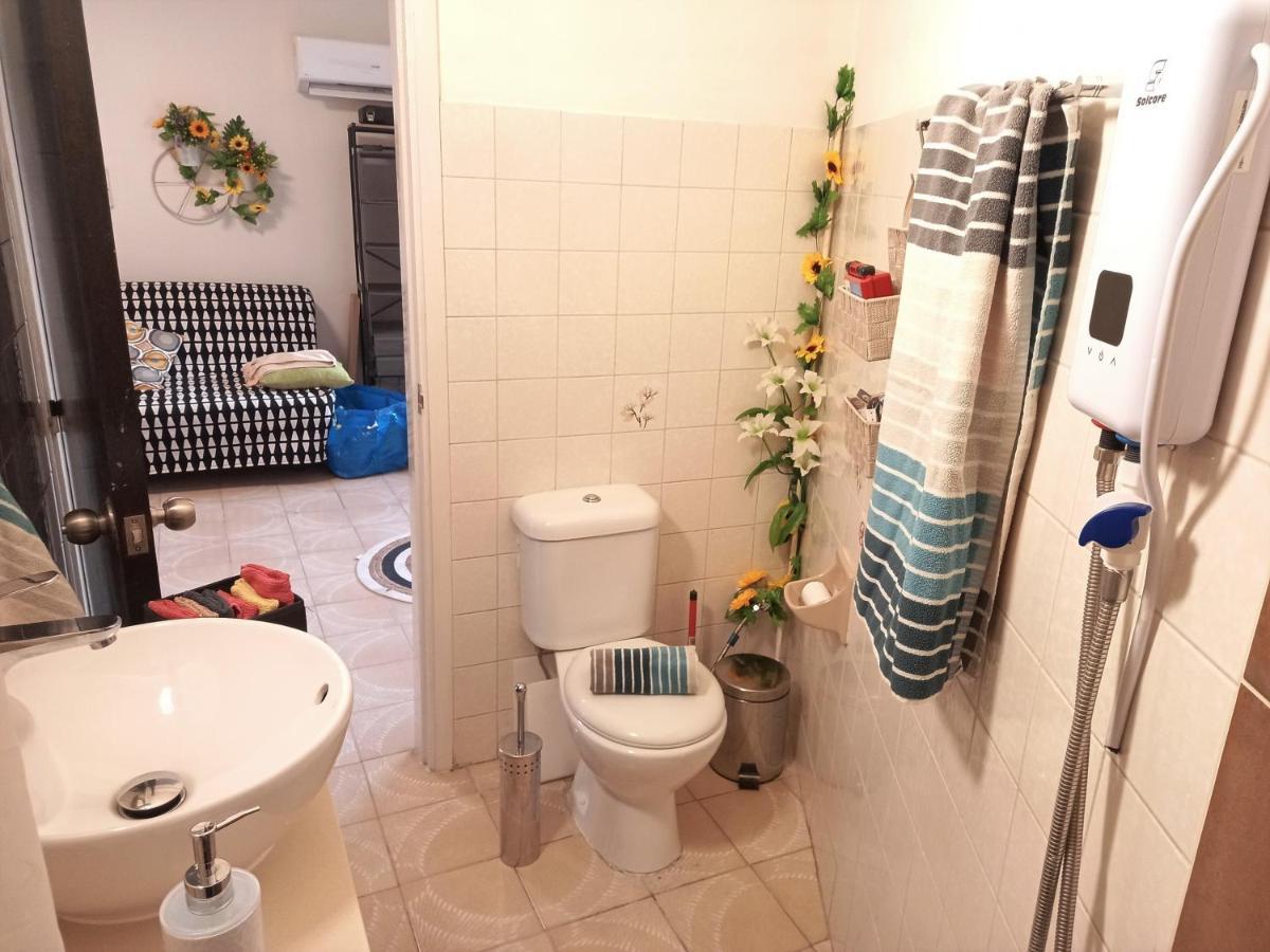 Artemis Boutique Apartment 2 Лімасол Екстер'єр фото