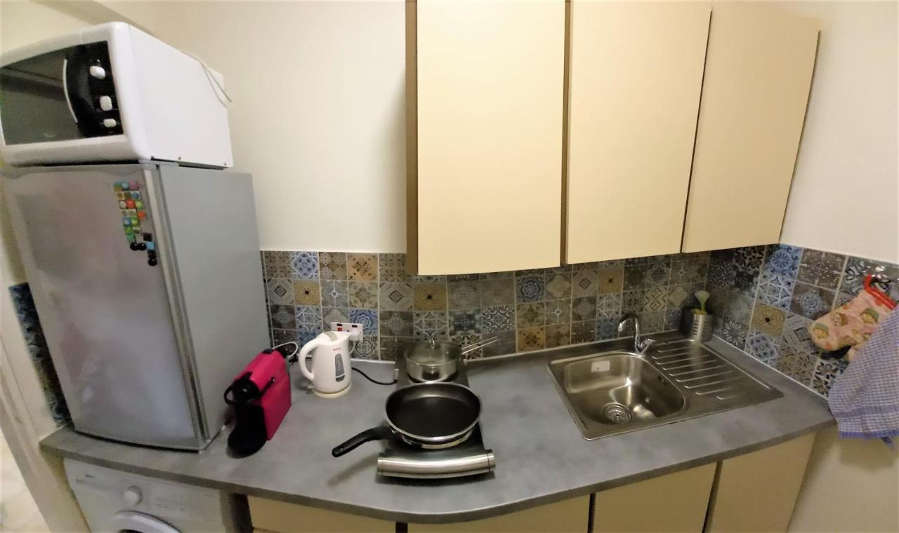 Artemis Boutique Apartment 2 Лімасол Екстер'єр фото